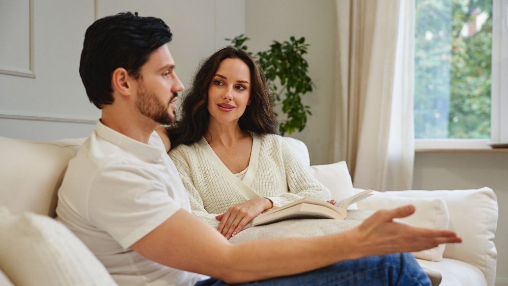 couple chatting